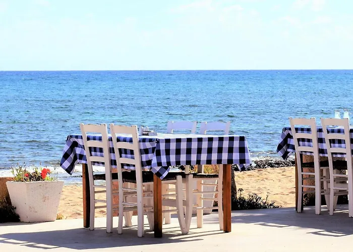 Marvelous Naxos Two Bedroom Center 200m From *