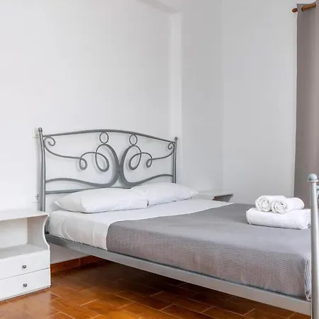 Marvelous Naxos Apartment Two Bedroom Apartment City Center 200M From The Beach Saint George *