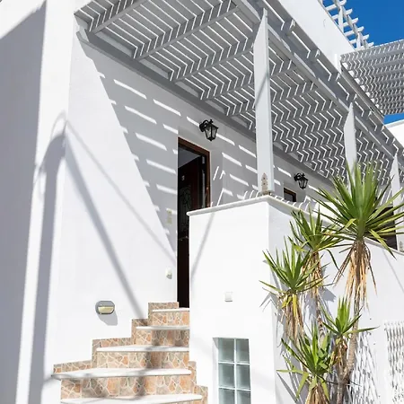 Marvelous Naxos Two Bedroom Center 200m From アパート