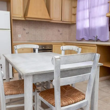 アパート Marvelous Naxos Two Bedroom Center 200m From Naxos City