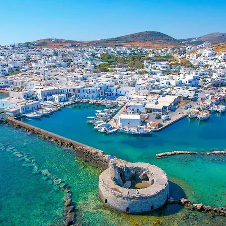Marvelous Naxos Two Bedroom Center 200m From アパート *