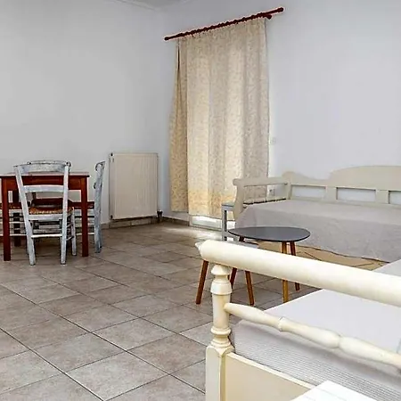 アパート Marvelous Naxos Two Bedroom Center 200m From